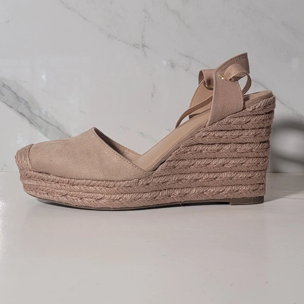 I.N.C. |Maise Almond Toe Nude Espadrille Wedge Platform strappy sandals Size 8.5
